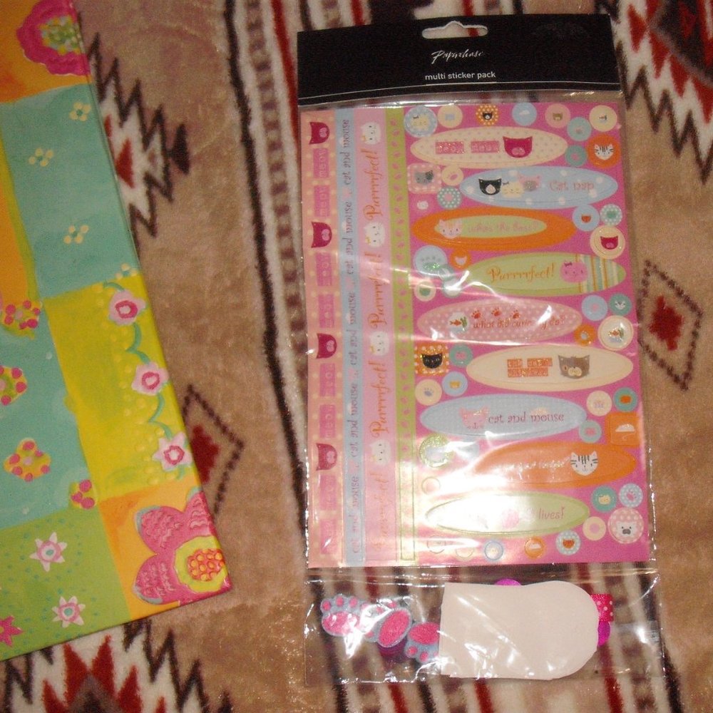 Scrapbook set NEW - Picture 3 of 5